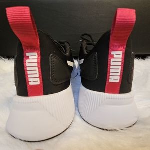 Puma soft foam optimal comfort boy shoes size 6